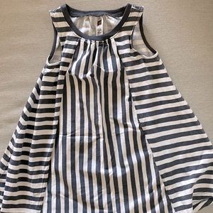 Adorable casual dress from tea.